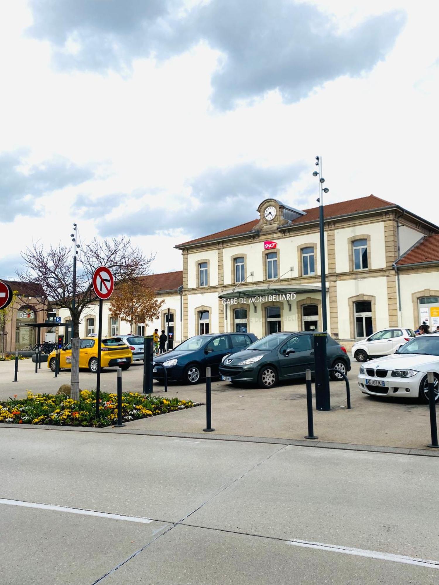 Studio De 30M² Hypercentre Tres Calme Montbéliard Exterior photo
